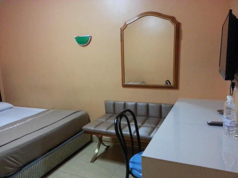 Hotel Times Inn Batu Caves Kepong Exterior foto